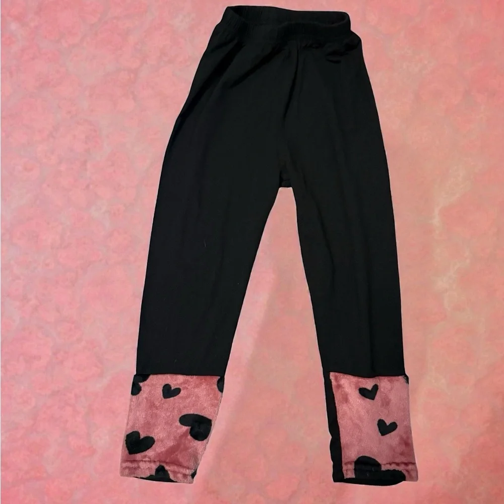 Cozy Kids Heart Print Matching Set - Pink and Black